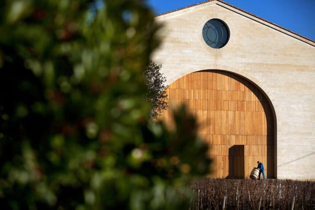 Employé de Mouton Rothschild